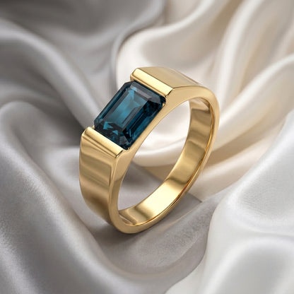 Natural London Blue Topaz Prestige Ring in 925 Sterling Silver