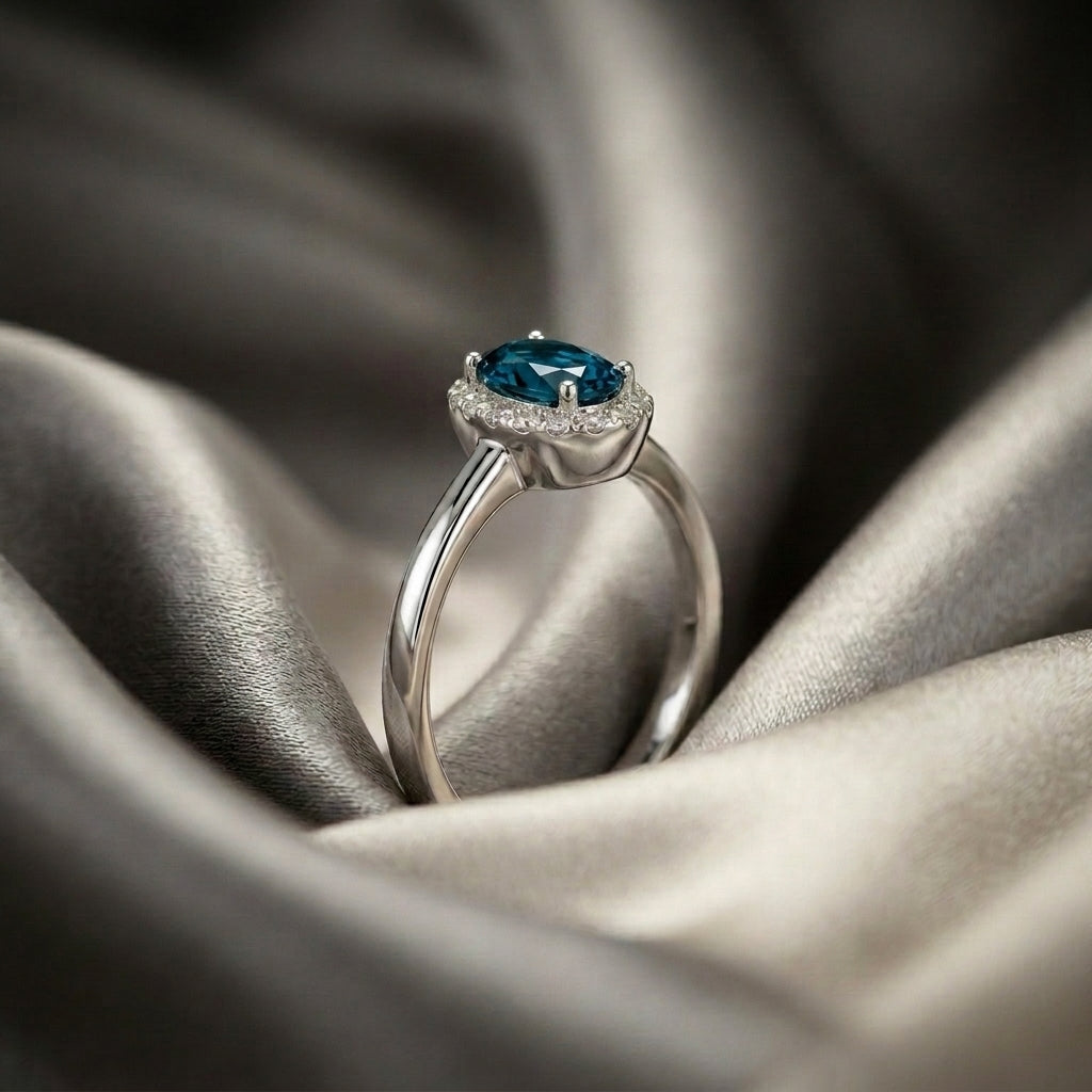 Natural London Blue Topaz Venus Ring in 925 Sterling Silver