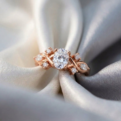 Natural White Topaz The Willow Ring in 925 Sterling Silver