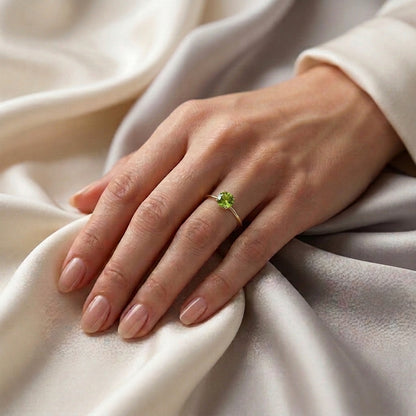 Natural Peridot The Ever Ring in 925 Sterling Silver