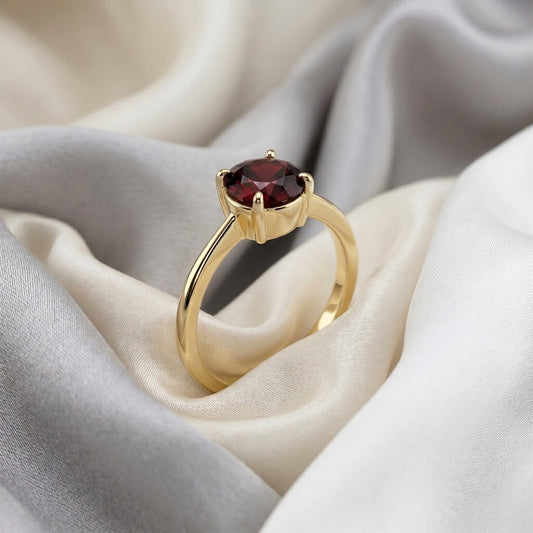 Natural Red Garnet The Ever Ring in 925 Sterling Silver