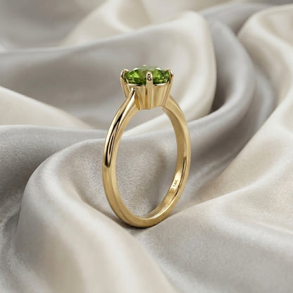 Natural Peridot The Ever Ring in 925 Sterling Silver