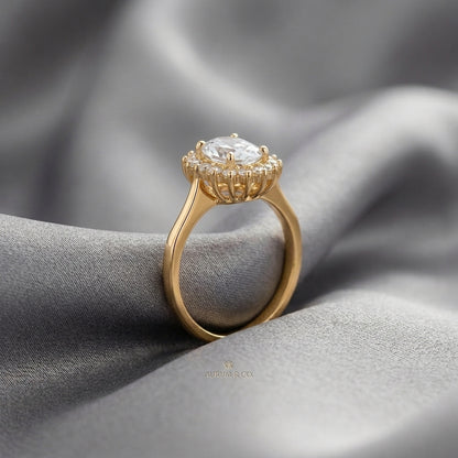 Natural White Topaz The Dahlia Ring in 925 Sterling Silver
