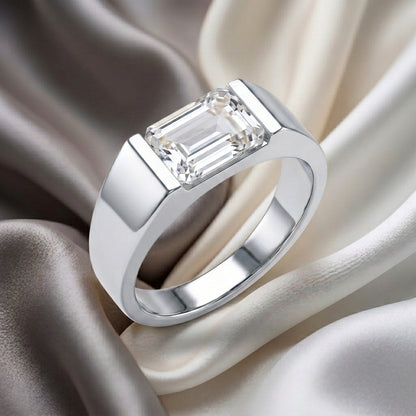 Natural White Topaz Prestige Ring in 925 Sterling Silver