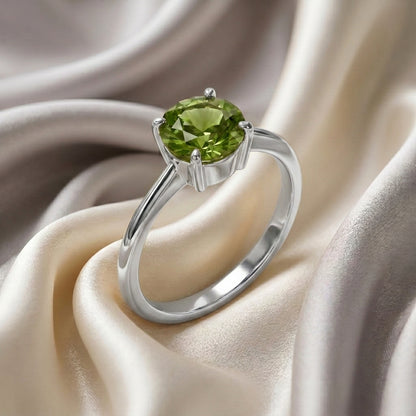 Natural Peridot The Ever Ring in 925 Sterling Silver