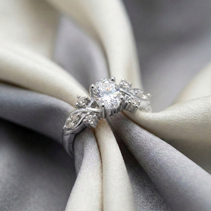 Natural White Topaz The Willow Ring in 925 Sterling Silver
