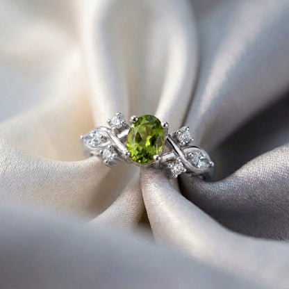 Natural Peridot The Willow Ring in 925 Sterling Silver