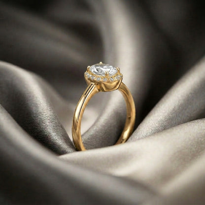 Natural White Topaz Venus Ring in 925 Sterling Silver