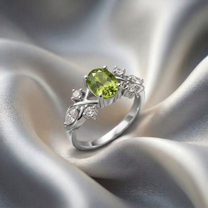 The Bloom Ring – Nature-Inspired Leaf & Vine Design